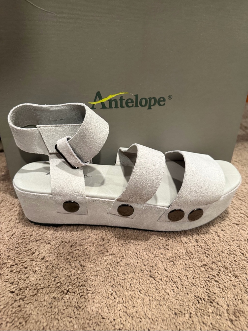 Antelope Women’s Nova Strappy Sandals Light Grey Suede Size 40 EU/ 9 US